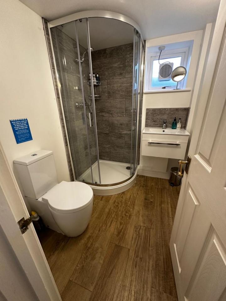 Bath Boating Station Villa Room photo